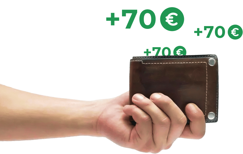 Hand holding a wallet with highlighted 70 euro compensation amounts